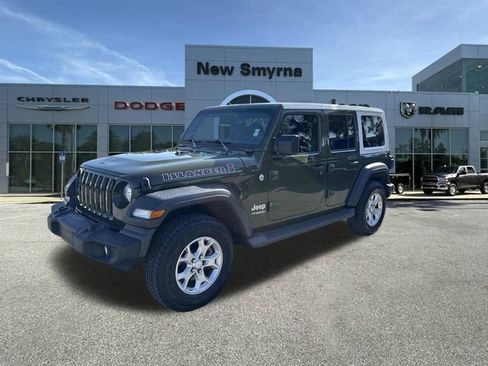 Used 2021 Jeep Wrangler Unlimited Islander image 8