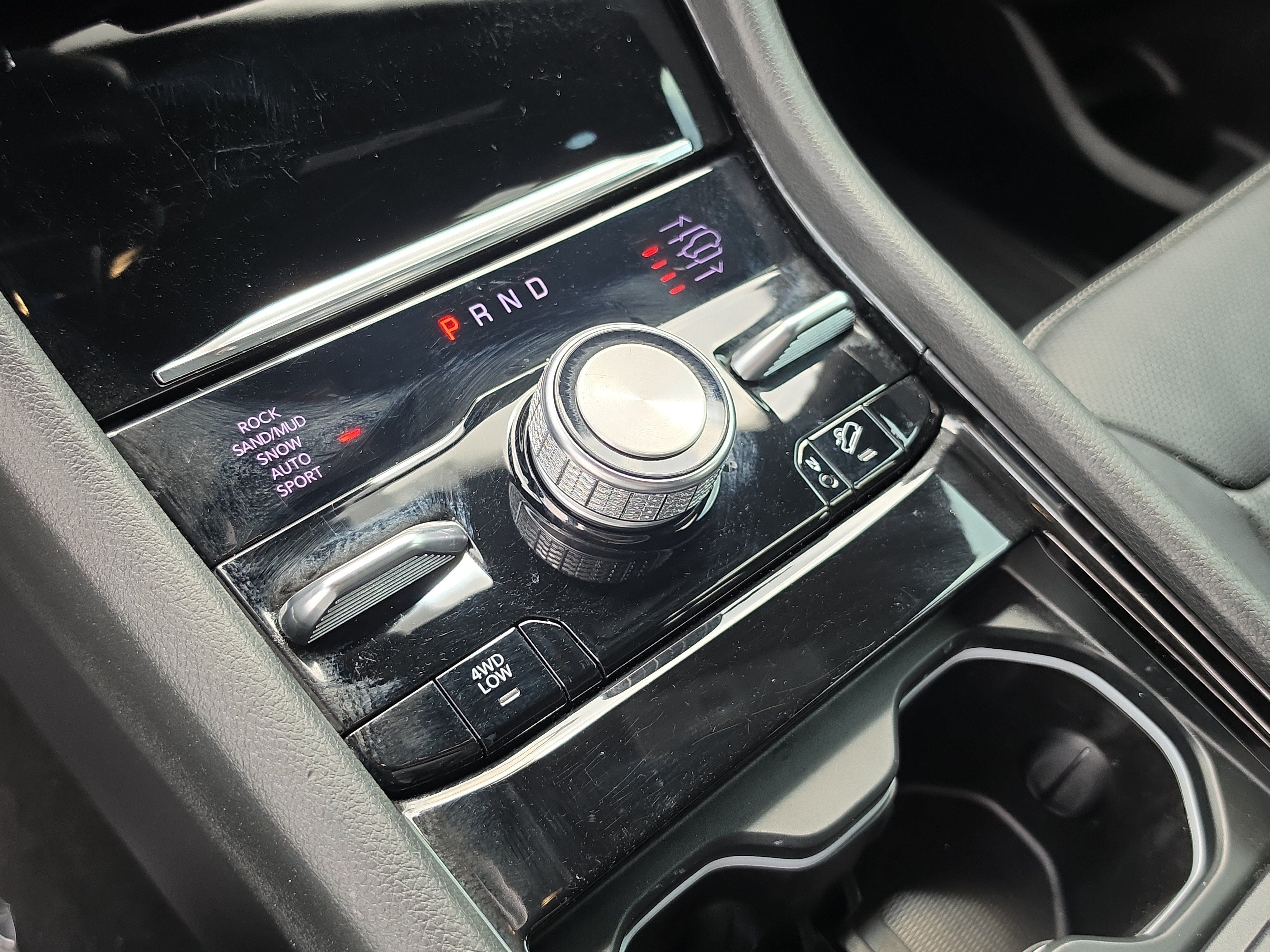 Used 2024 Jeep Grand Cherokee L Overland AWD/4WD image 28