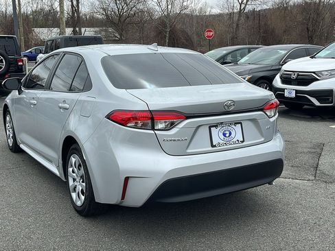Used 2023 Toyota Corolla LE FWD image 6