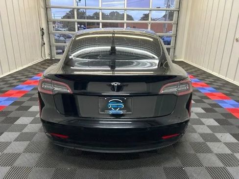Used 2019 Tesla Model 3 Standard Range Plus RWD image 4