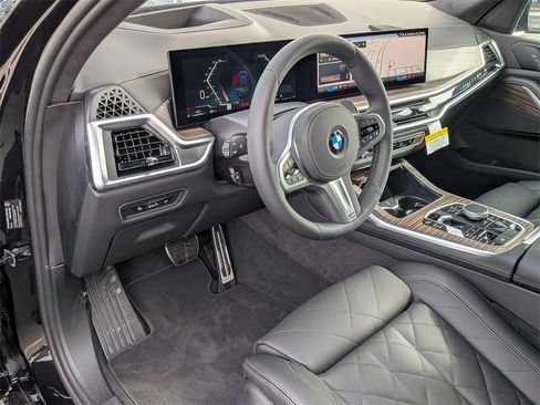 New 2026 BMW X7 xDrive40i w/ M Sport Package image 8