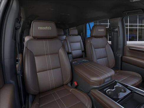 New 2025 Chevrolet Tahoe High Country AWD/4WD image 16