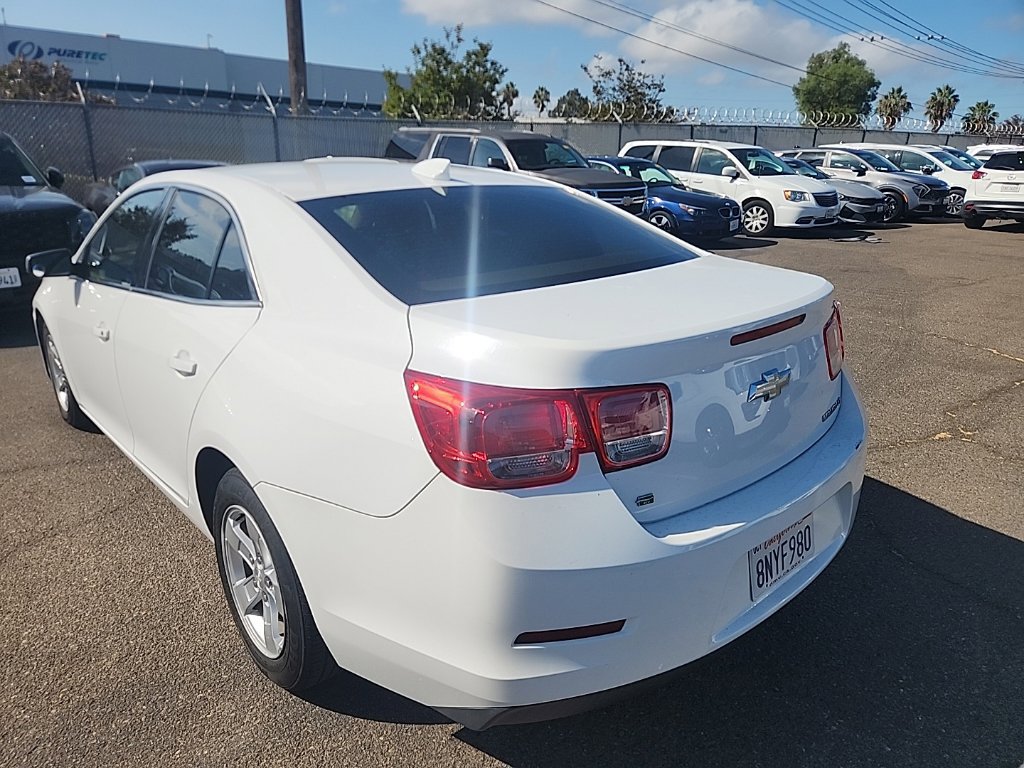 Used 2015 Chevrolet Malibu LT FWD image 11