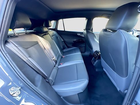 Used 2024 Volkswagen ID.4 S image 28