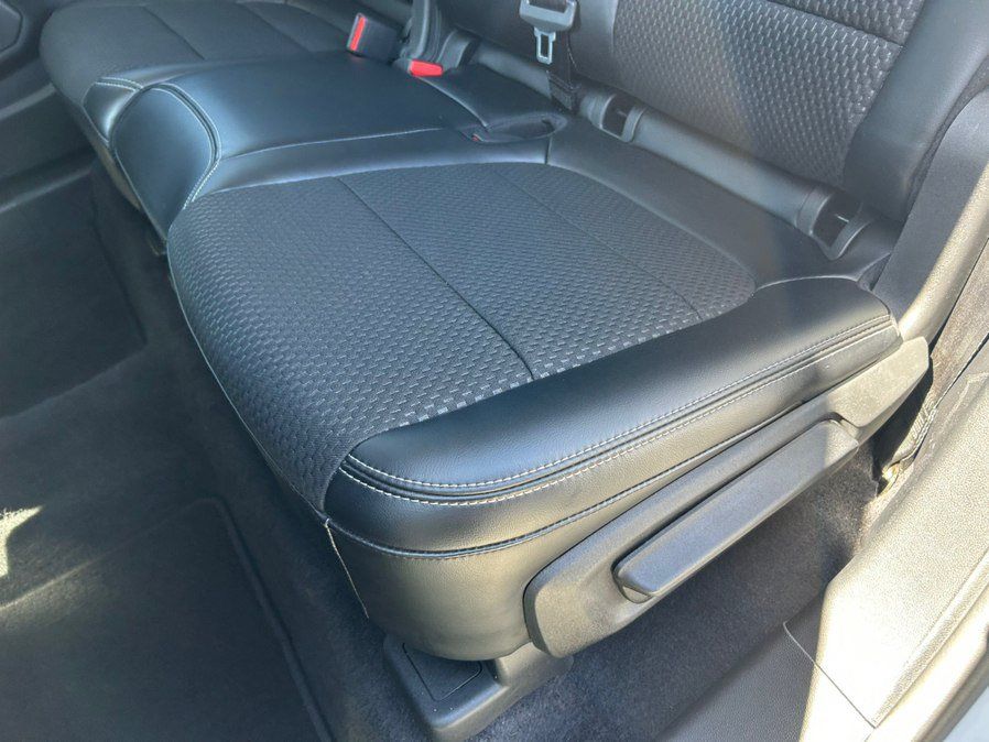 Used 2023 Ford Escape SE FWD image 45