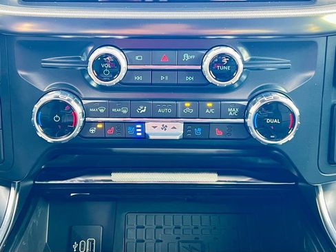 Used 2025 Ford F150 Raptor image 37