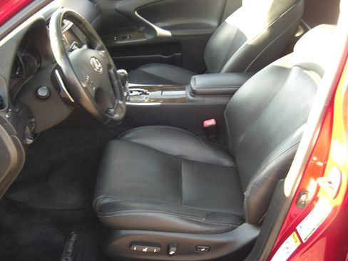 Used 2009 Lexus IS 250 AWD image 24