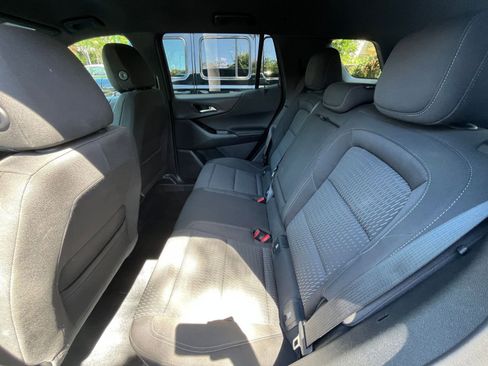 Used 2025 Chevrolet Equinox LT AWD/4WD image 25