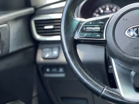 Used 2020 Kia Optima SE FWD image 32