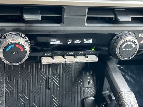 Certified 2025 Toyota Tacoma SR5 image 19