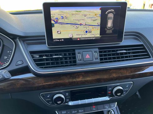Used 2018 Audi Q5 2.0T Premium Plus w/ Premium Plus Package image 34