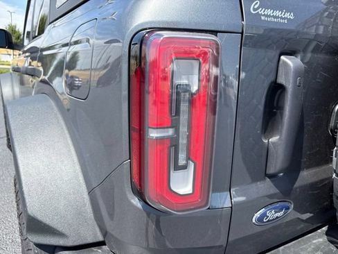 Used 2022 Ford Bronco Wildtrak AWD/4WD image 11