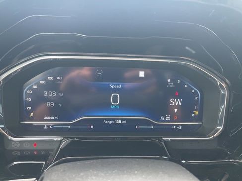 Used 2022 Chevrolet Silverado 1500 LTZ w/ LTZ Premium Package image 24