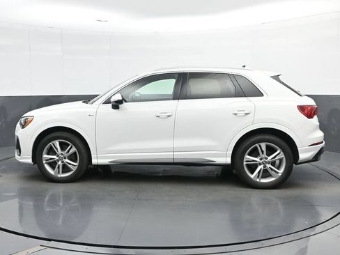 Used 2020 Audi Q3 2.0T Premium w/ Convenience Package AWD/4WD image 5