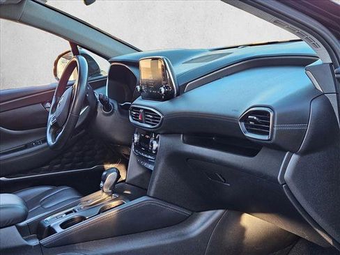 Used 2020 Hyundai Santa Fe Limited image 25