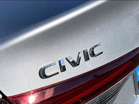 Certified 2025 Honda Civic Sport image 25