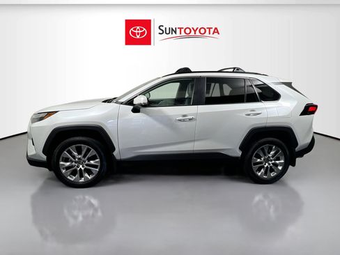 Used 2025 Toyota RAV4 XLE Premium w/ Weather Package FWD image 7