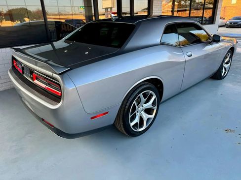 Used 2015 Dodge Challenger SXT Plus image 5