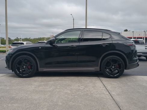 Used 2024 Alfa Romeo Stelvio Ti w/ Performance Driving Package image 6