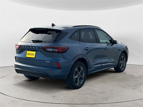 Certified 2024 Ford Escape ST-Line Select image 5