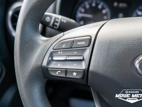 Used 2023 Hyundai Kona SEL image 22