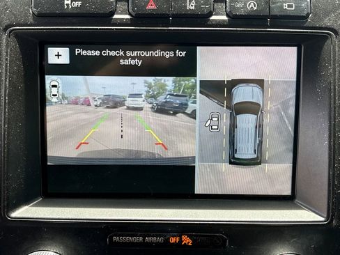 Used 2018 Ford Expedition Limited w/ Equipment Group 302A RWD image 27