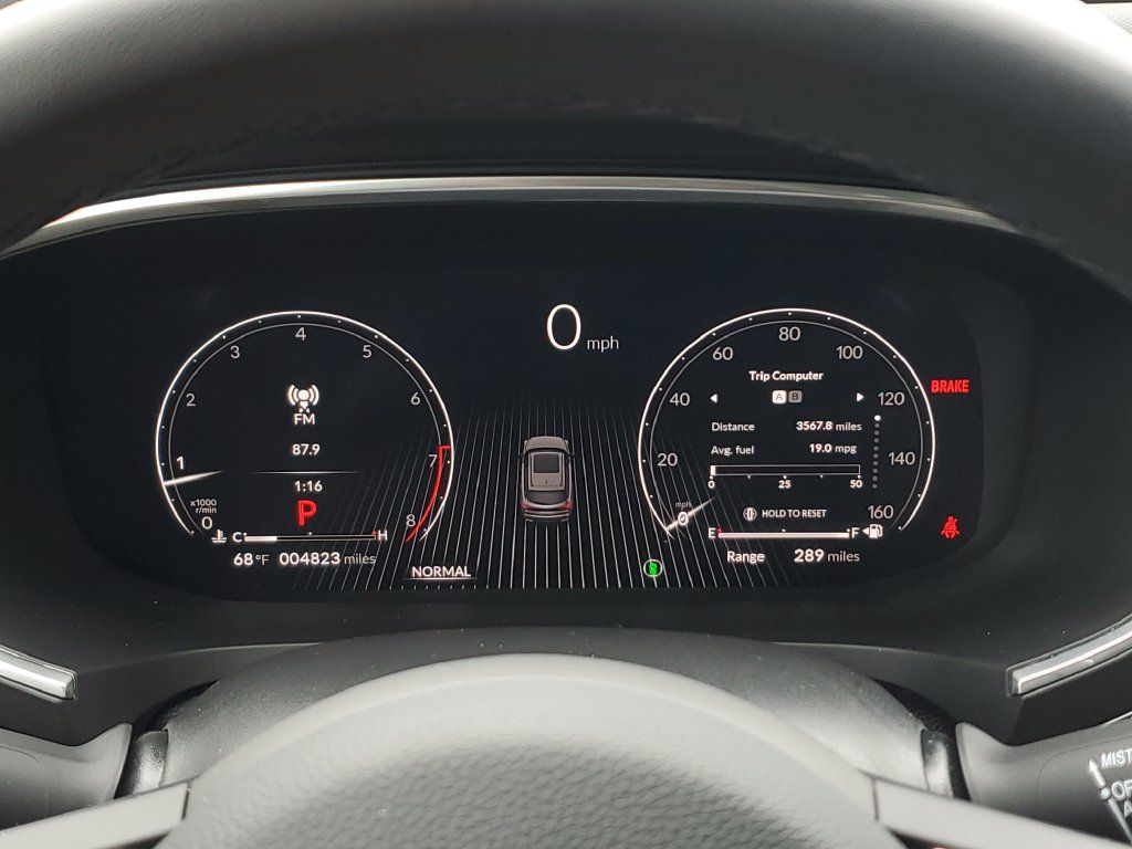 Certified 2026 Acura MDX w/ Technology Package FWD image 24