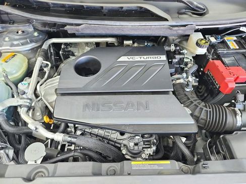 Used 2025 Nissan Rogue SV FWD image 17
