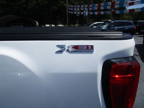 Used 2021 GMC Sierra 2500 4x4 Crew Cab w/ 1SA Safety Confidence Package image 26