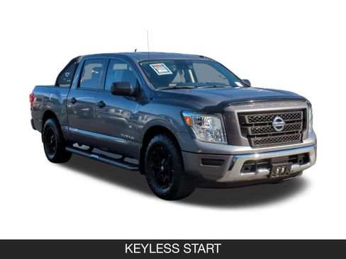 Used 2021 Nissan Titan SV w/ Accessory Utility Package image 2