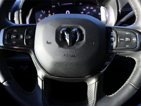 Used 2024 RAM 2500 Limited image 21