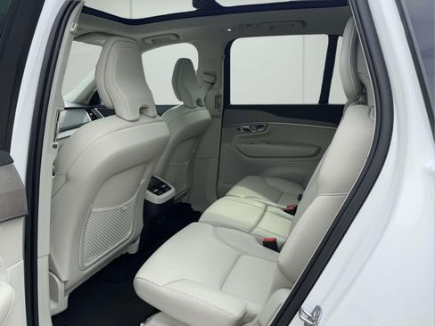 Used 2023 Volvo XC90 B6 Plus w/ Protection Package AWD/4WD image 14