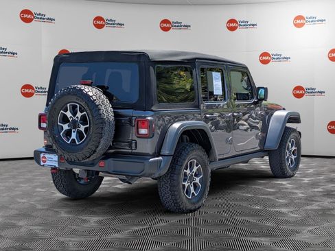 Used 2021 Jeep Wrangler Unlimited Rubicon w/ Cold Weather Group AWD/4WD image 5