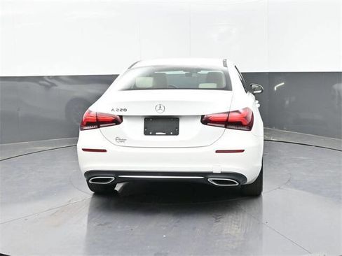 Used 2019 Mercedes-Benz A 220 image 17