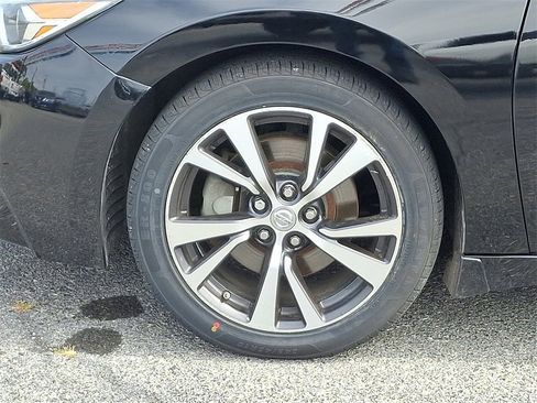 Used 2016 Nissan Maxima Platinum image 10