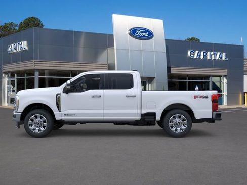 New 2026 Ford F250 Platinum AWD/4WD image 3
