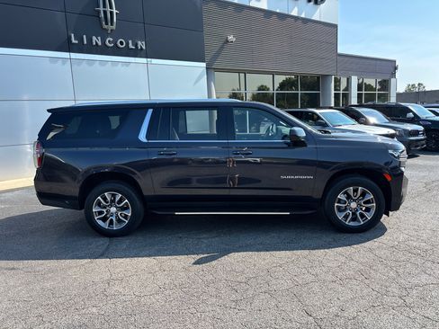 Used 2024 Chevrolet Suburban LS w/ Driver Alert Package AWD/4WD image 8