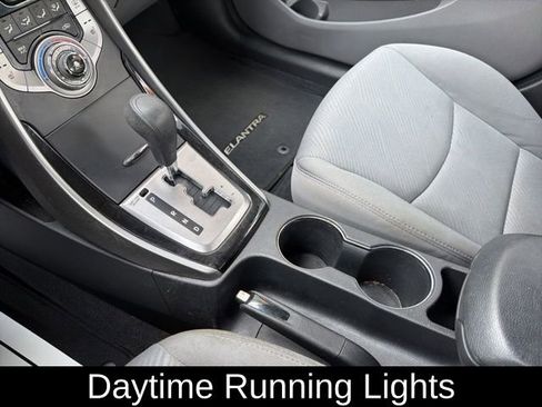 Used 2013 Hyundai Elantra GLS w/ Preferred Pkg image 30