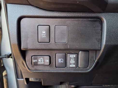 Used 2023 Toyota Tacoma TRD Sport image 15