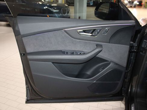 Used 2024 Audi SQ8 Premium Plus w/ S Sport Package image 10