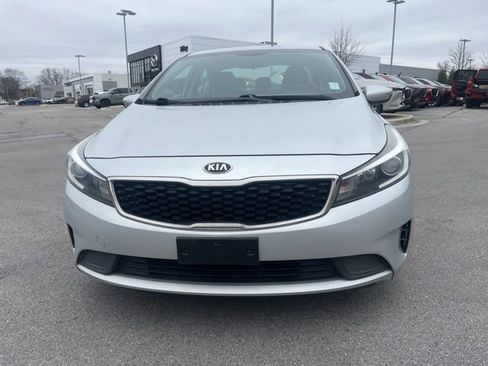 Used 2017 Kia Forte LX image 8