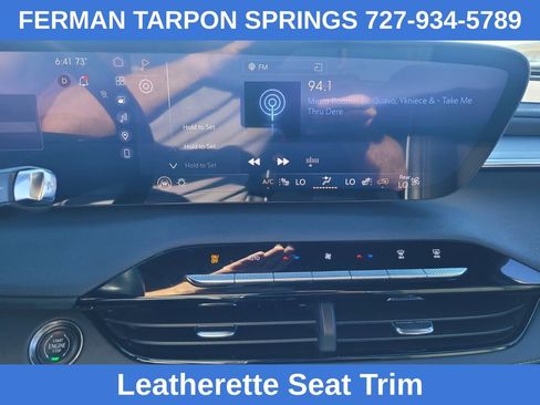 Certified 2025 Buick Enclave Preferred image 28