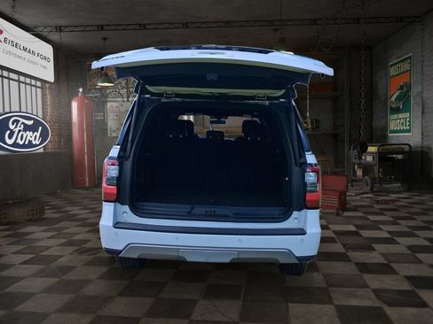 Used 2021 Ford Expedition Max Limited RWD image 9