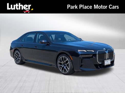 Used 2023 BMW 760i xDrive w/ Luxury Rear Seating Package AWD/4WD image 1