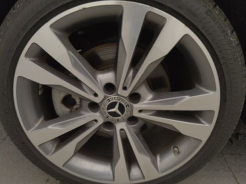 Used 2019 Mercedes-Benz C 300 Sedan image 31