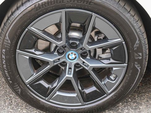 Certified 2024 BMW i4 eDrive40 w/ Convenience Package image 11