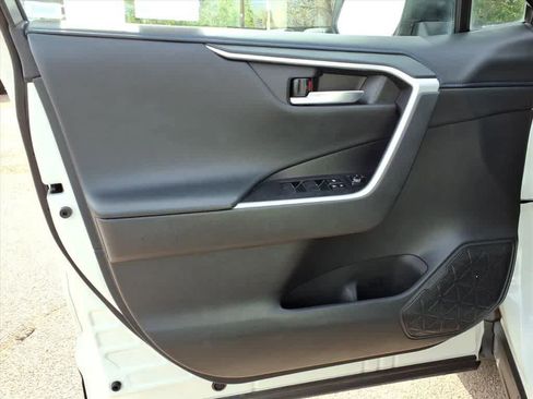 Used 2021 Toyota RAV4 XSE image 13