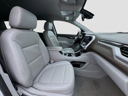 Used 2023 GMC Acadia SLT image 21