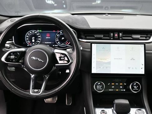 Used 2021 Jaguar F-PACE SVR AWD/4WD image 11
