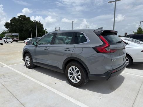 Used 2023 Honda CR-V LX image 6